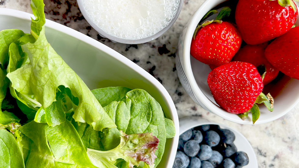 There's A Good Reason To Shake Fruit Containers At The Grocery Store